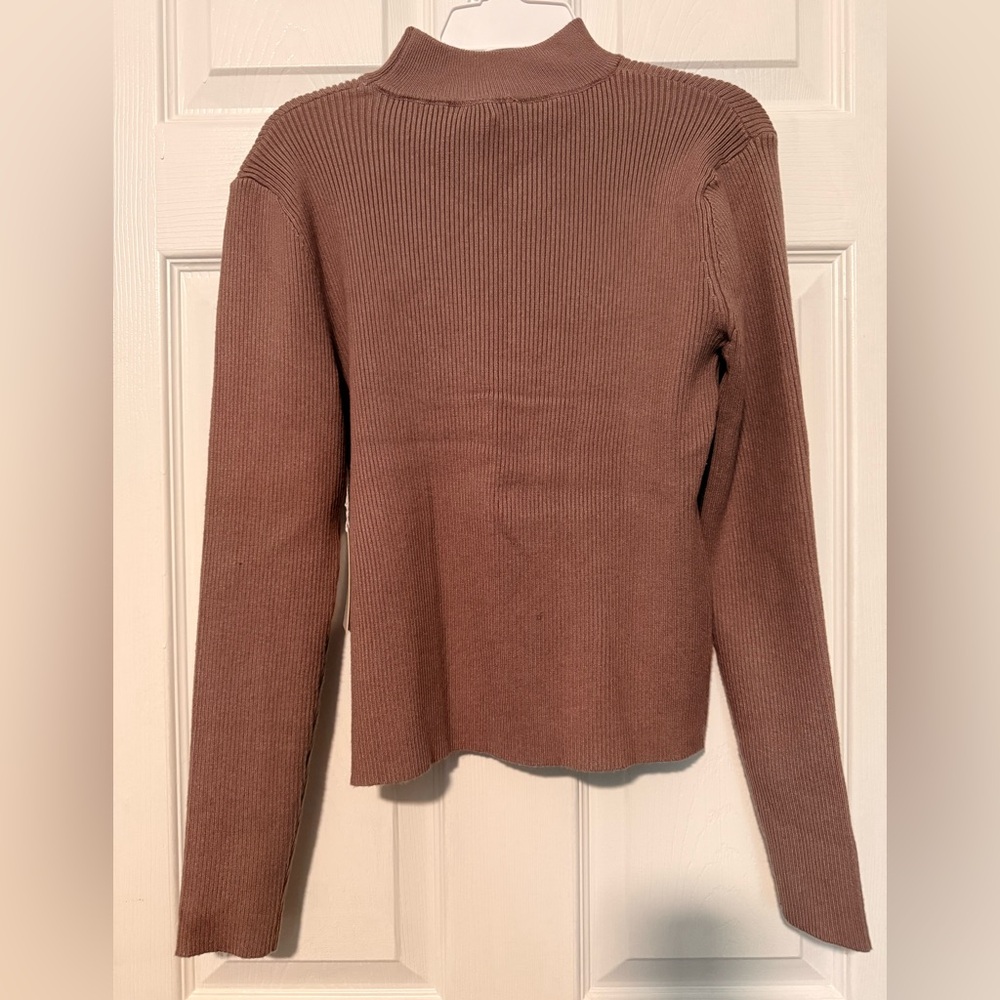 Cielo Tan Ribbed Sweater - Picture 3 of 3